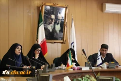 نشست صمیمیانه دانشجویان با مسئولین 9