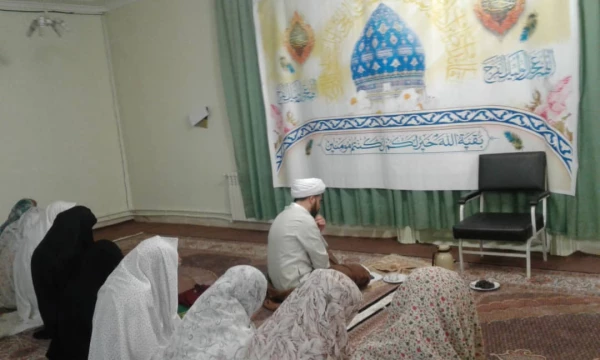 مراسم پرفیض دعای توسل در حسینیه حضرت رقیه پردیس فاطمه الزهرا(س) 5