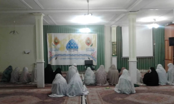 مراسم پرفیض دعای توسل در حسینیه حضرت رقیه پردیس فاطمه الزهرا(س) 7