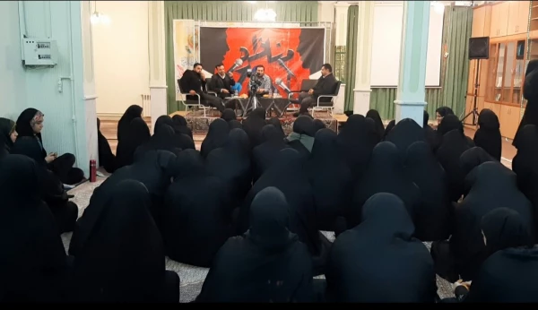 مناظره با موضوع محور فراز و فرود جنبش دانشجویی معاصر 3