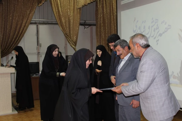 مراسم گرامیداشت هفته پژوهش سال 1398 10