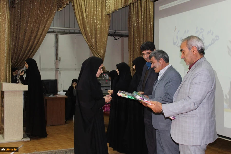 مراسم گرامیداشت هفته پژوهش سال 1398 14