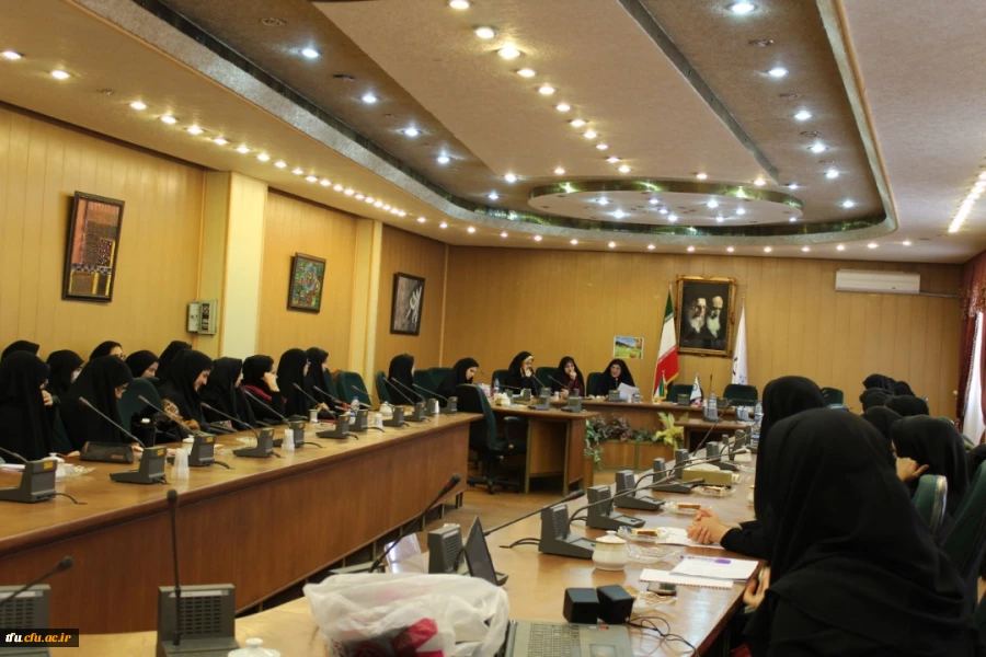 نشست مدرسه طبیعت و تعارض آن با سند تحول بنیادین 4