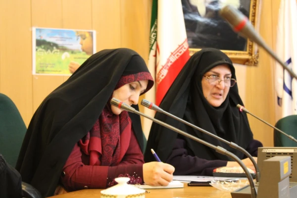 نشست مدرسه طبیعت و تعارض آن با سند تحول بنیادین 9