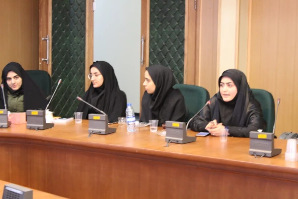 نشست مدرسه طبیعت و تعارض آن با سند تحول بنیادین 10