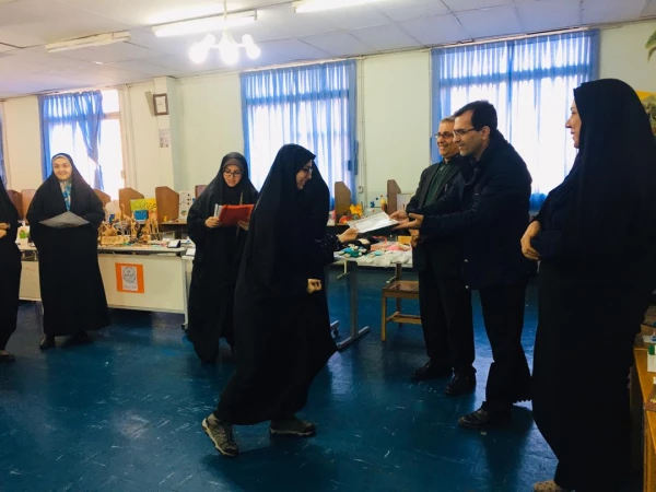 اختتامیه 8 نمایشگاه علمی-پژوهشی با تقدیر و تجلیل از عوامل اجرایی 6