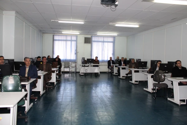 کارگاه آموزشی نحوه اجرای دروس رسمی الکترونیکی  دانشگاه فرهنگیان 4