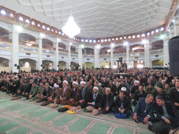 حضور انقلابی دانشگاه فرهنگیان استان آذربایجان شرقی در حماسه 9 دی
 3