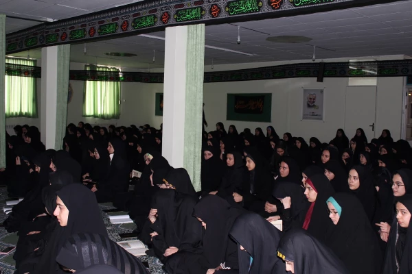 مجلس بزرگداشت شهادت سپهبد حاج قاسم سلیمانی 3