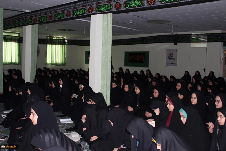 مجلس بزرگداشت شهادت سپهبد حاج قاسم سلیمانی 3