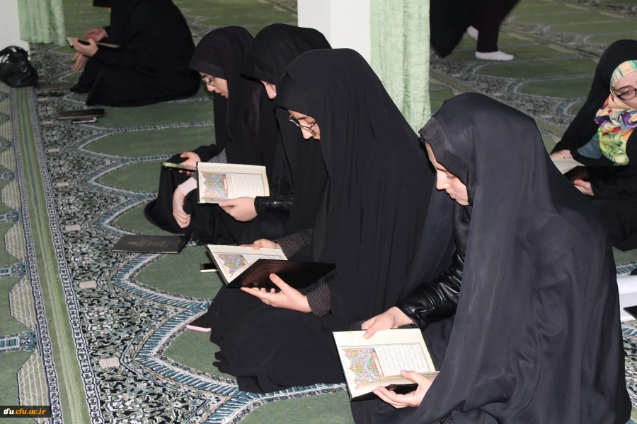 مجلس بزرگداشت شهادت سپهبد حاج قاسم سلیمانی 5