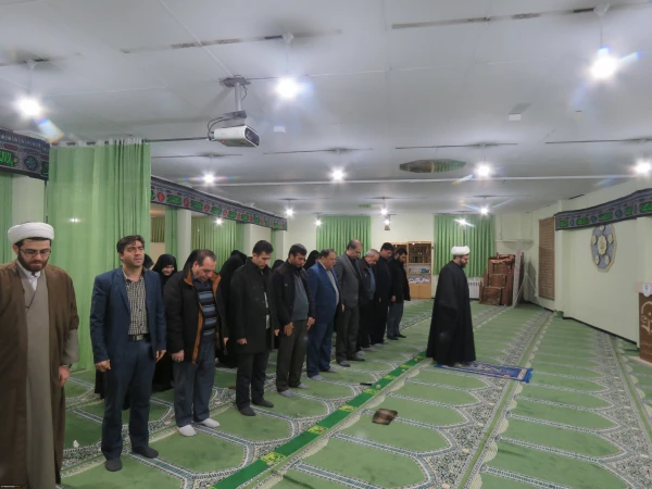 مجلس بزرگداشت شهادت سپهبد حاج قاسم سلیمانی و گرامیداشت جانباختگان عزیز سانحه هوایی و مراسم تشییع شهدا در کرمان 3