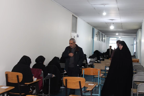 بازدید از روند برگزاری امتحانات نیمسال اول تحصیلی سال 99-98 7