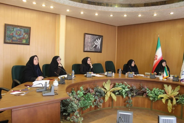 جلسه کمیته علمی جشنواره استانی تجارب برتر آموزشی- تربیتی پژوهش محور در دوره ابتدائی" 4