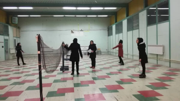 برنامه های مسابقه ورزشی بدمینتون،ختم قرآن کریم، تبریک جشن انقلاب با پخش  کیک و آبمیوه 3