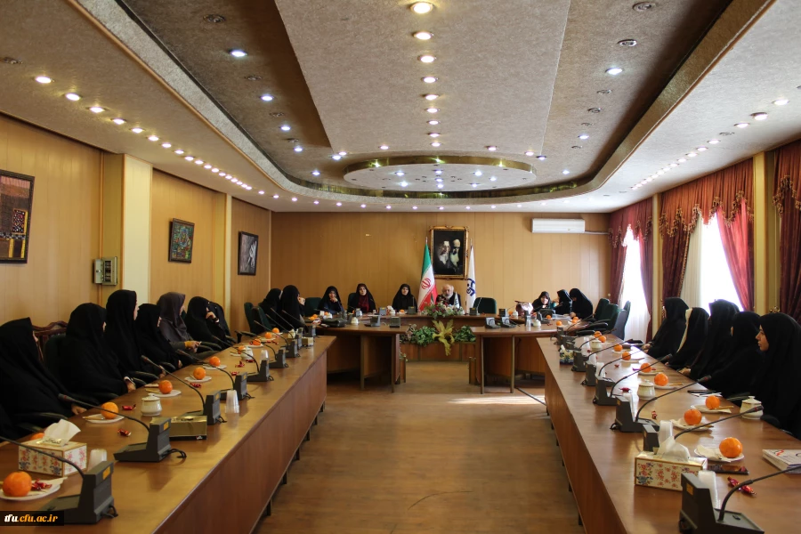 امروز روز مادر است همان هائی که خداوند وعده بهشت زیر پایشان را داده است 6