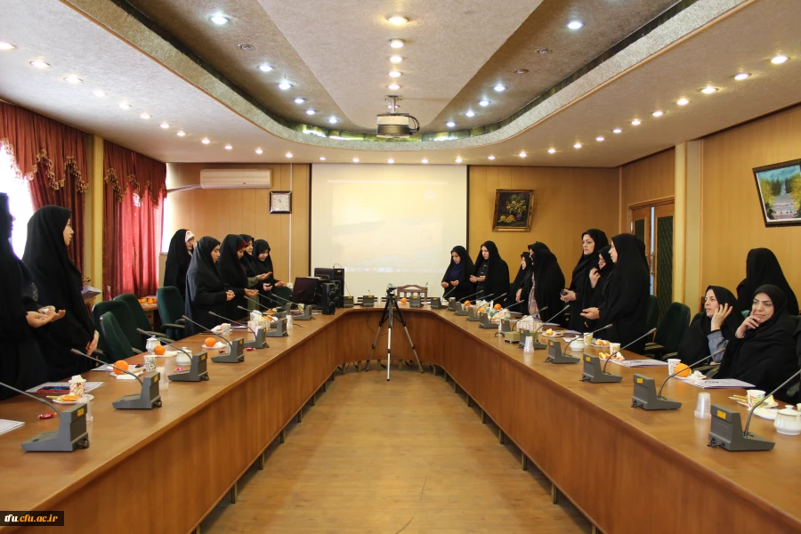 امروز روز مادر است همان هائی که خداوند وعده بهشت زیر پایشان را داده است 8