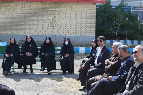 برگزاری مراسم درختکاری به مناسبت هفته منابع طبیعی و روز شهدا 7