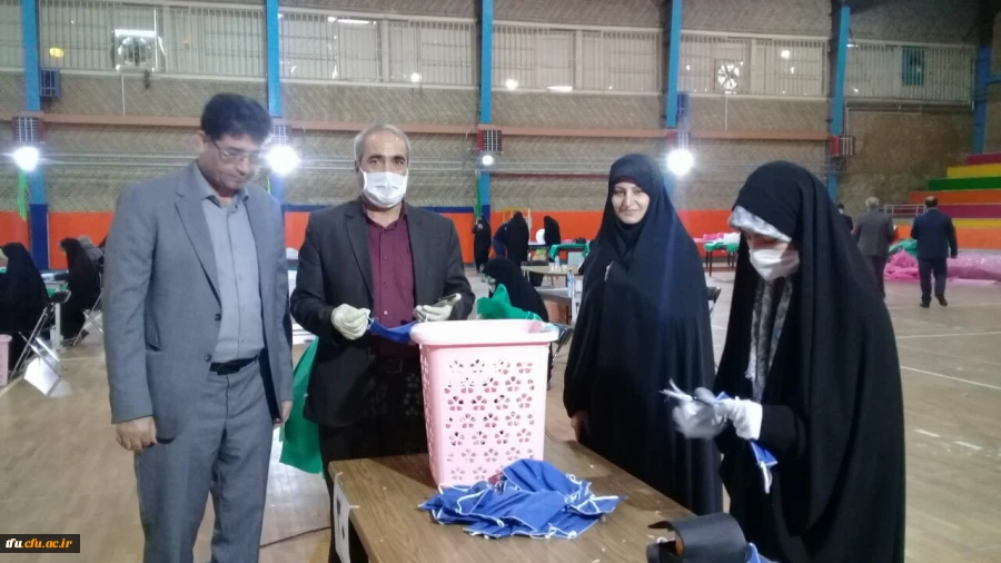 بازدید مدیریت امور استانی و ریاست پردیس فاطمه الزهرا(س) از کارگاه گروه جهادی ستاد پیشگیری از ویروس کرونا 3