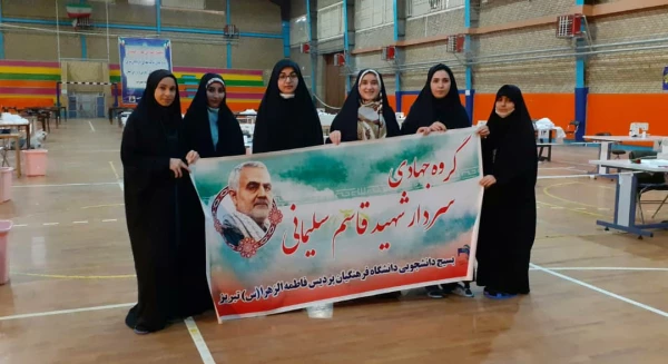 بازدید مدیریت امور استانی و ریاست پردیس فاطمه الزهرا(س) از کارگاه گروه جهادی ستاد پیشگیری از ویروس کرونا 9