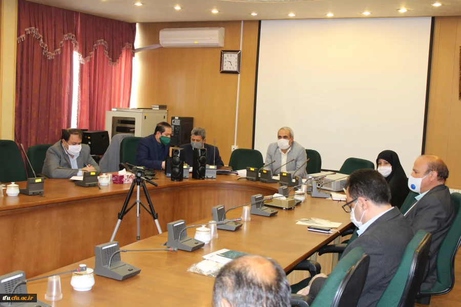 تشکیل اولین جلسه شورای آموزشی گروه های آموزشی ادبیات فارسی و ریاضیات 3