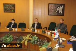 برگزاری جلسه شورای آموزش گروه های آموزشی ادبیات فارسی در مورد آموزش های مجازی 4