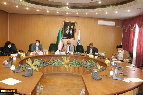 بررسی فرایند آموزش های مجازی در گروه معارف
 2