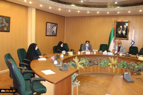 بررسی فرایند آموزش های مجازی در گروه معارف
 4