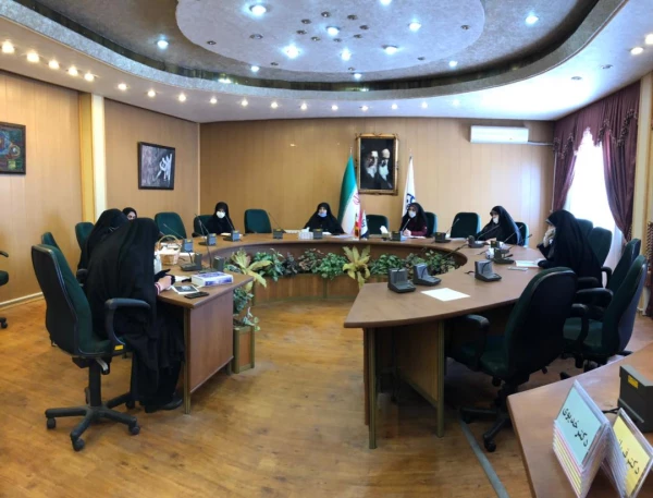 جلسه اردیبهشت ماه کمیته فرهنگی پردیس فاطمه الزهرا (س) 2