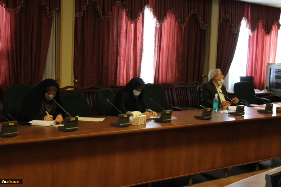 ویدئو کنفرانس با سخنرانی جناب آقای دکتر خنیفر 11