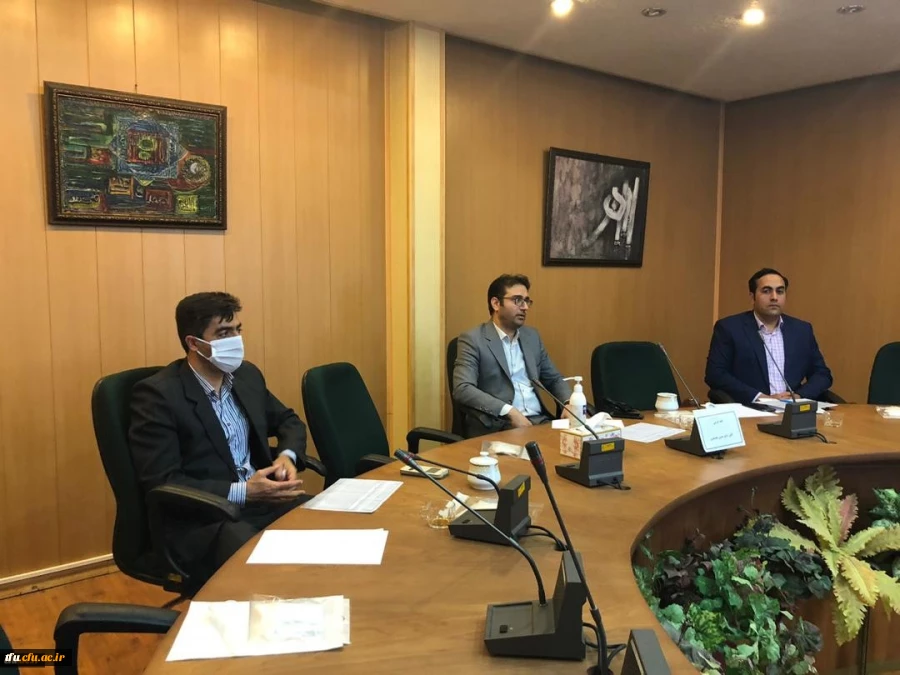 کرسی نقد عدم تطابق سرفصل های حسابان 2 و ریاضی عمومی 1  4