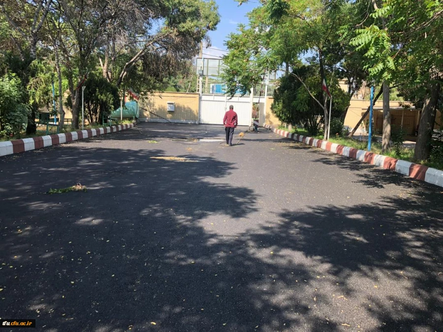 عملیات آسفالت ریزی محوطه پردیس فاطمه الزهرا(س)  تبریز
 5