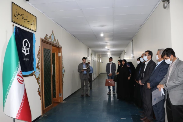 سالن جلسات و شناسنامه شهید سردار سلیمانی پردیس فاطمه الزهرا(س) تبریز رونمائی شد 2