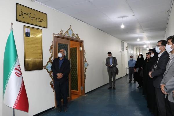 سالن جلسات و شناسنامه شهید سردار سلیمانی پردیس فاطمه الزهرا(س) تبریز رونمائی شد 5