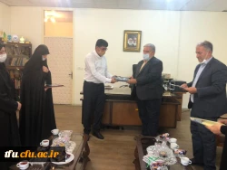 تقدیر از همکاران پردیس فاطمه الزهرا(س) به عنوان جهادگران میدان دفاع از سلامت

 5