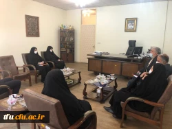 تقدیر از همکاران پردیس فاطمه الزهرا(س) به عنوان جهادگران میدان دفاع از سلامت

 6