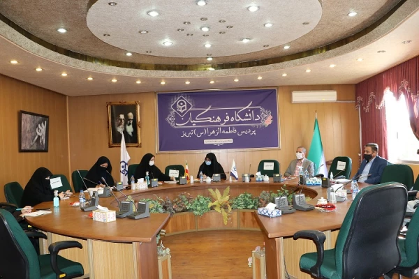 جلسه کمیته پژوهشی پردیس فاطمه الزهرا(س) 4