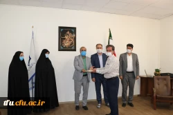 تجلیل از اساتید ایثارگر پردیس فاطمه الزهراس(س) تبریز 5