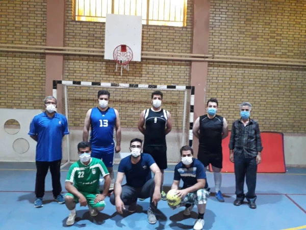 به همت واحد تربیت بدنی پردیس فاطمه  الزهرا(س) تبریز و به مناسبت هفته دفاع مقدس برگزار شد: 2