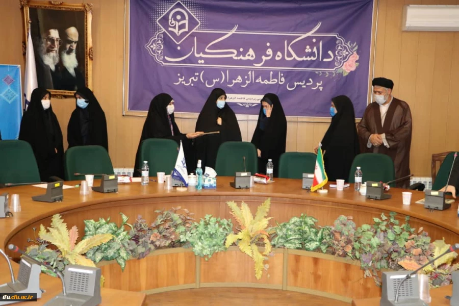 جلسه تکریم و معارفه مسئول هیئت دانشجویی فاطمیون پردیس فاطمه الزهرا(س) تبریز 4