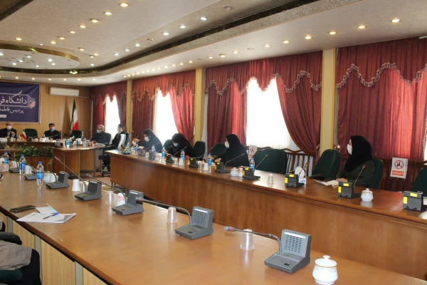 نخستین جلسه شورای پردیس فاطمه الزهرا(س) تبریز 2