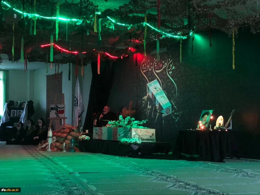 در کنار پیکر شهید گمنام؛ آیین شبی با شهدا برگزار گردید. 5