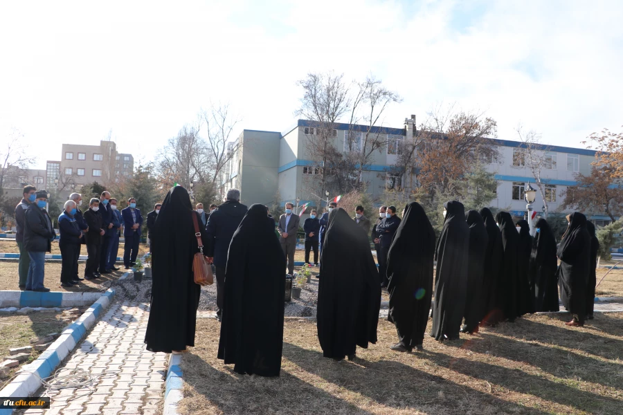 زیارت مزار شهید گمنام پردیس فاطمه الزهرا(س) و تجدید میثاق با شهدا در گلزار شهدای وادی رحمت تبریز 7