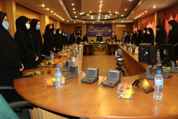 مراسم آیین استقبال از  نودانشجو معلمان ورودی بهمن ماه پردیس فاطمه الزهرا(س) تبریز 10