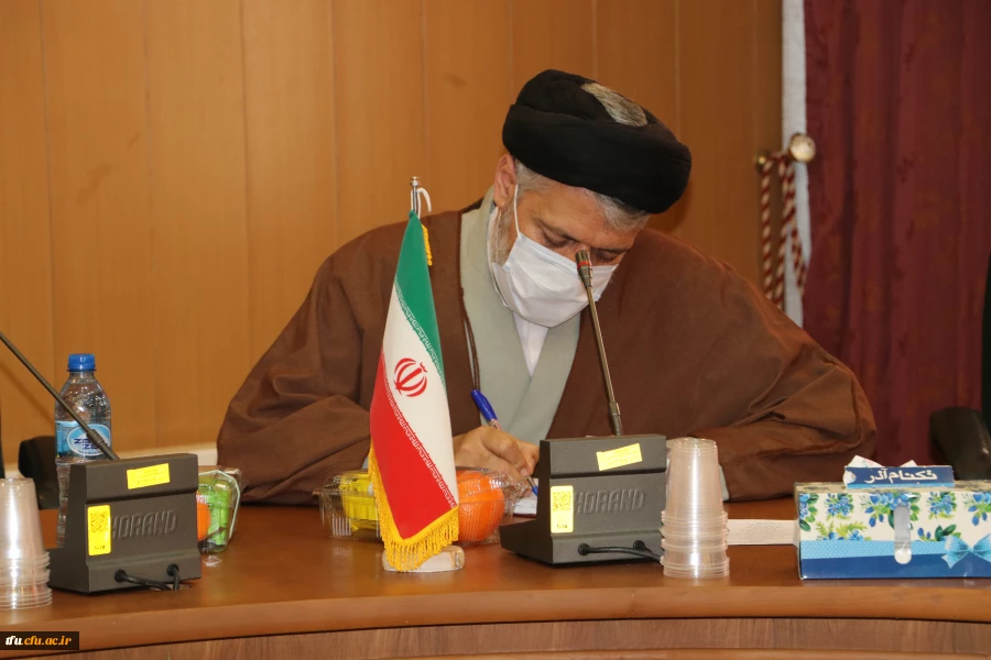 مراسم آیین استقبال از  نودانشجو معلمان ورودی بهمن ماه پردیس فاطمه الزهرا(س) تبریز 13