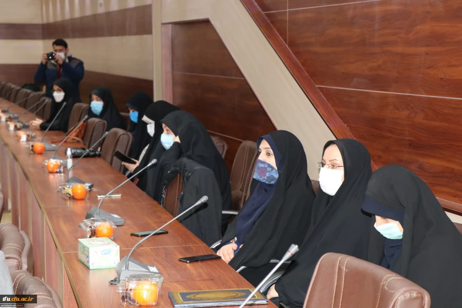 مراسم تکریم و معارفه مسئول بسیج اساتید دانشگاه فرهنگیان استان برگزار شد.
 4