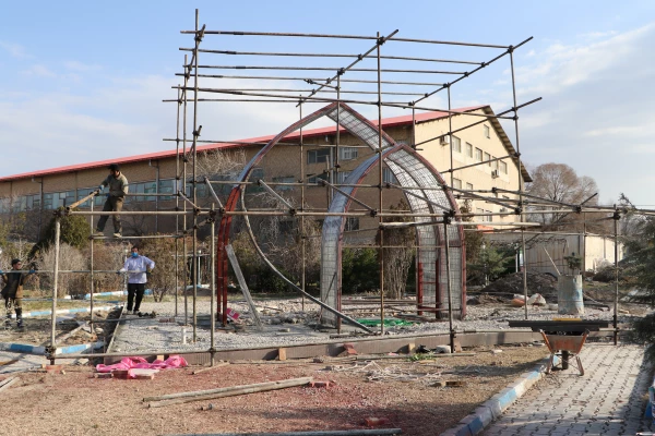 اجرای ساخت یادمان شهید گمنام پردیس فاطمه الزهرا(س) تبریز 3