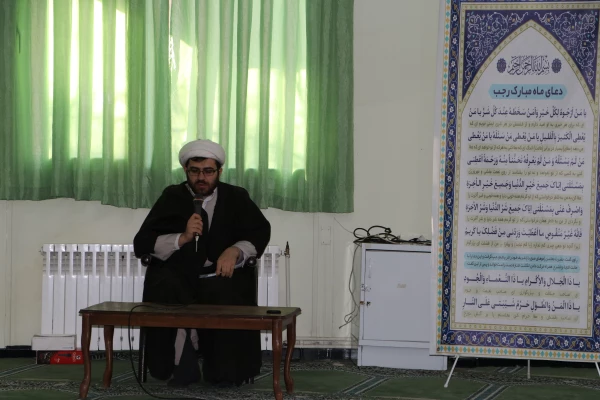 برگزاری مراسم قرائت زیارت عاشورا در نمازخانه پردیس فاطمه الزهرا(س) تبریز 4