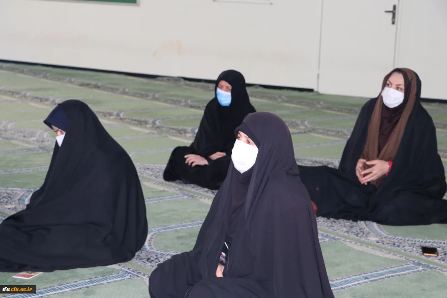 برگزاری مراسم قرائت زیارت عاشورا در نمازخانه پردیس فاطمه الزهرا(س) تبریز 8