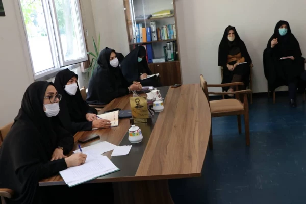 شورای امور دانشجویی پردیس با محوریت برنامه های هفته سلامت و هفته سرای دانشجویی و هفته معلم برگزار شد 7